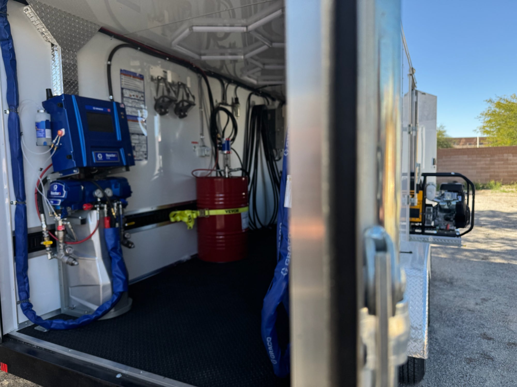 Graco E20 R3 Pro w/ generator slider and shore power transfer switch